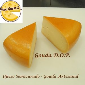 Queso semicurado de 1 kg, cuñas de 1 kg aprox de queso Gouda artesano de holandés. Queso Gouda de granja, elaborado con leche cruda de vaca