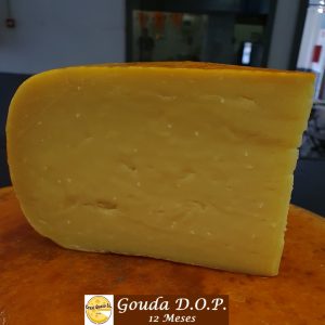 Queso curado 12 meses de 1 kg aprox, cuña de queso Gouda artesano D.O.P. holandés. Gouda de granja, elaborado con leche cruda de vaca