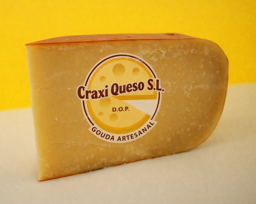 Compra auténtico queso Gouda holandés de vaca online en España en Craxi Queso.